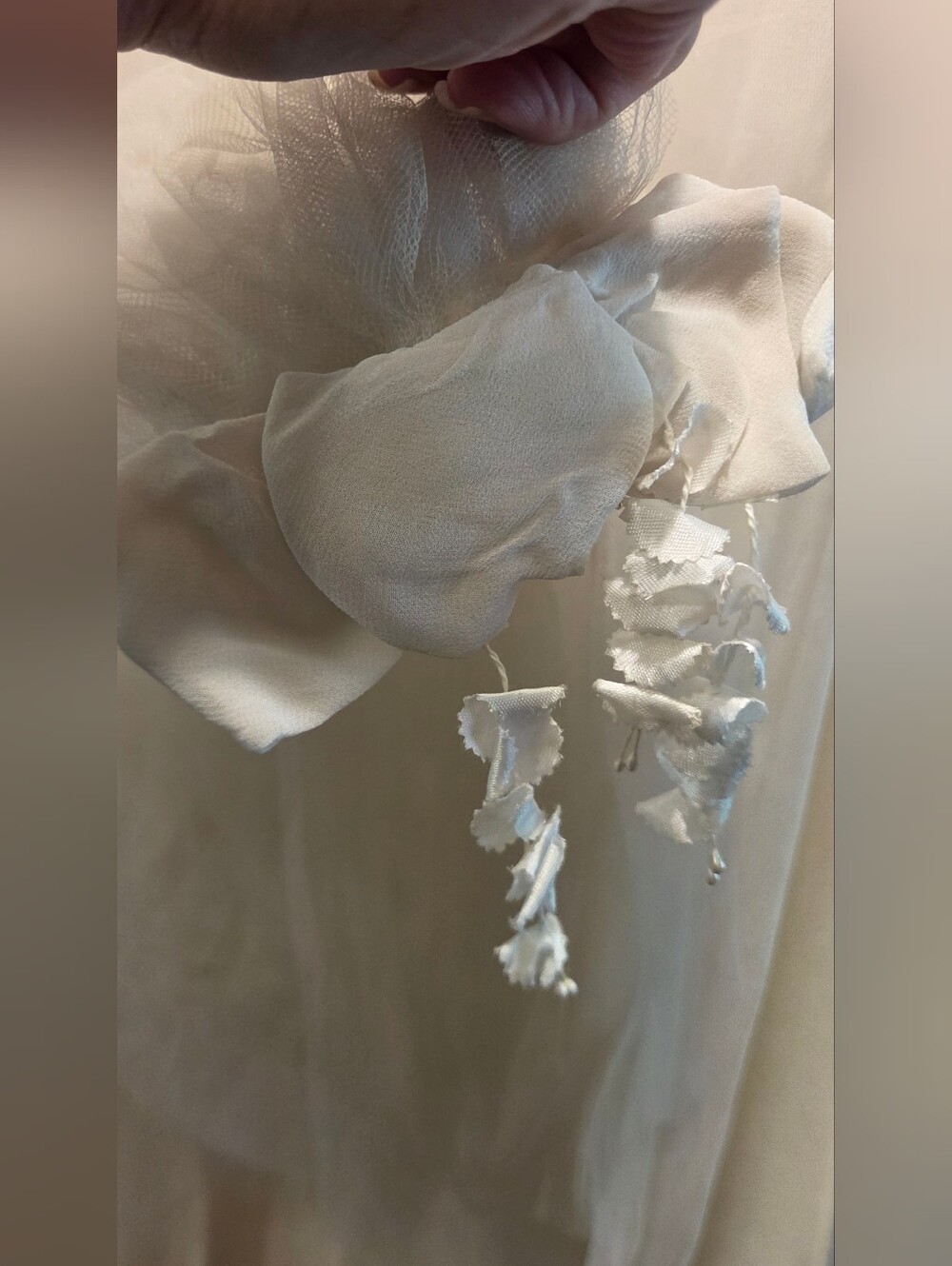 Elegant Cream Handmade Vintage Luxury Wedding Daisey Trim Dress Sz12 - Picture 10 of 13